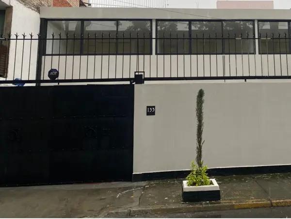 EXCELENTE CASA RECIEN REMODELADA