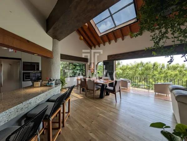 Venta de casa en condominio en Hacienda Tetela