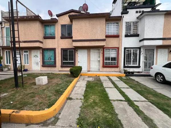 Casa en venta en Valle San Pedro Urbi Villa del Campo, Tecámac, México
