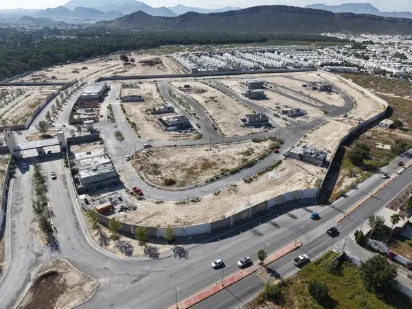 Terreno de 200 m² en privado al norte de Saltillo Terreno de 200 m² en privado al norte de Saltillo