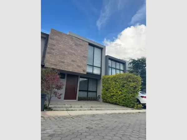 CAS EN VENTA CASA FUERTE CAS EN VENTA CASA FUERTE