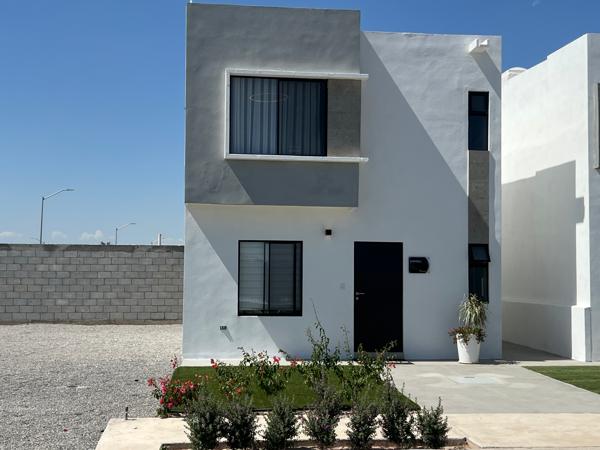Casa en carretera Santa Fe. Modelo CIPRES