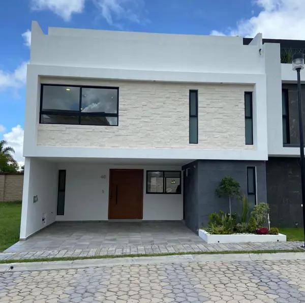 CASA EN VENTA LOMAS DE ANGELOPOLIS PARA ESTRENAR DE 4 RECAMARAS