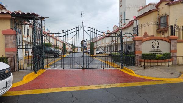 Casa en venta en Villa del Real, Tecámac, México