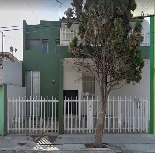 Oportunidad Única | Casa en el Pueblito
