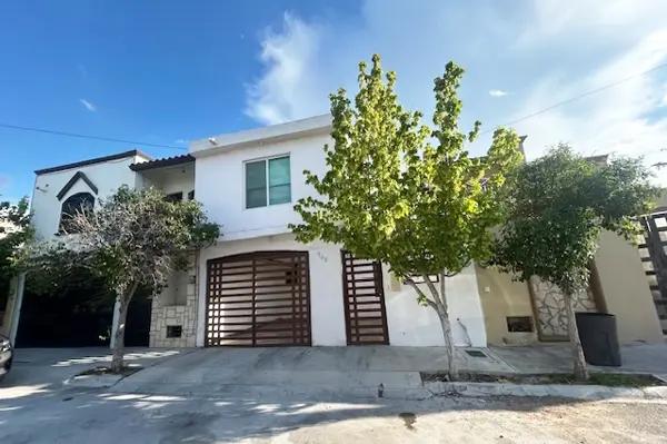 Casa en RENTA en Lomas Del Valle