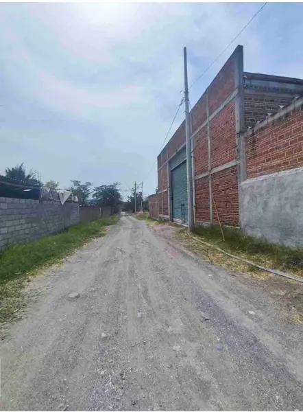 Renta de nave ubicada en Pedregal de las Fuentes.