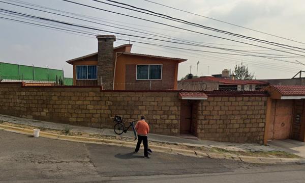 Increíble Oportunidad de Casa en Venta en Bosques del Lago, Cuautitlán Izcalli