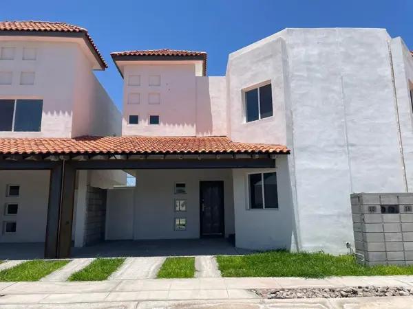 Casa nueva en Venta. Las Lomas Residencial, Torreón, Coahuila