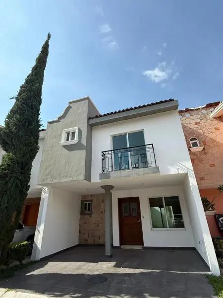 Casa en venta en Real de Valdepeñas, Zapopan, Jalisco