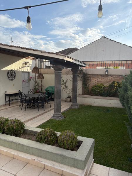 Casa en venta de un piso en Saltillo, Coahuila, cerca de Plaza Galerías Casa en venta de un piso en Saltillo, Coahuila, cerca de Plaza Galerías