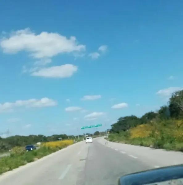Terreno en Venta 2,6 ha. en Tahmek, Yucatán.  248 m. de frente, Sobre Carretera Federal.