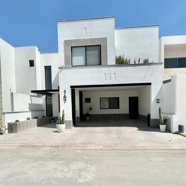 Casa en venta en Los Viñedos, Torreón, Coahuila de Zaragoza Casa en venta en Los Viñedos, Torreón, Coahuila de Zaragoza