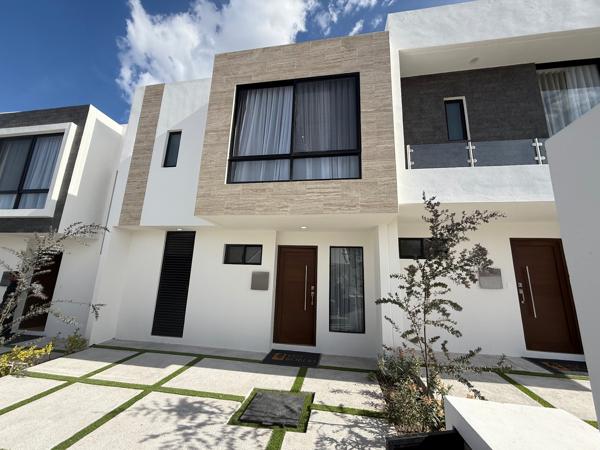 Preventa de Condominio de Lujo con Amenidades en Zakia, Querétaro