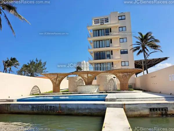 Tu departamento frente al agua con Muelle privado. 2 Recámaras y acceso controlado.