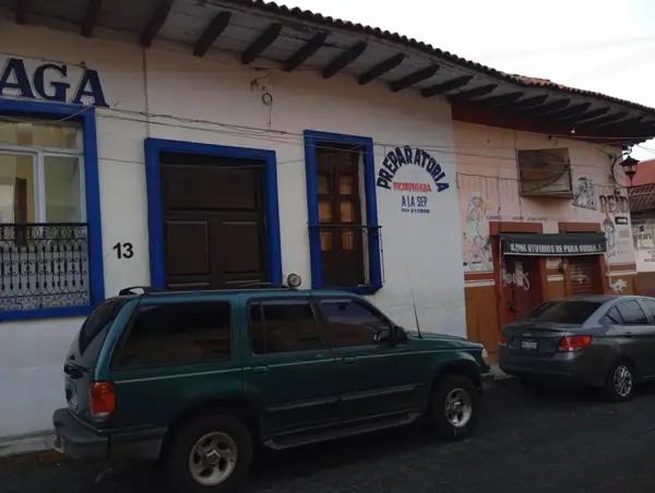 Casa en venta en Uruapan Centro, amplia y accesible