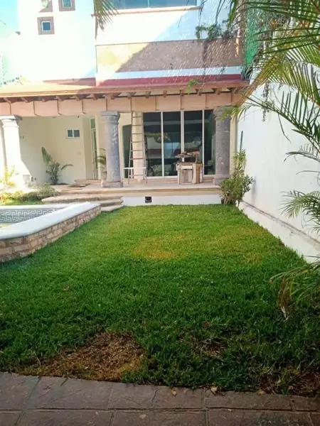 Casa en Venta en Fraccionamiento Maravillas, Cuernavaca Norte