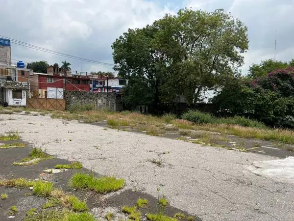 SE VENDE EXTRAORDINARIO TERRENO EN COL. BELLAVISTA, CUERNAVACA SE VENDE EXTRAORDINARIO TERRENO EN COL. BELLAVISTA, CUERNAVACA