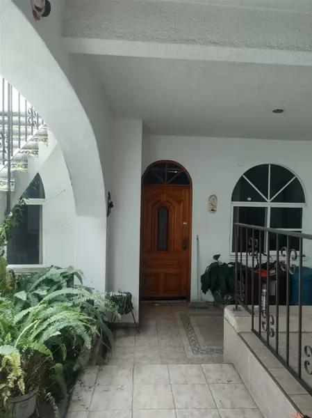 Casa en Venta en Cuernavaca, Morelos - Cerca IMSS Plan de Ayala en Zona LA LUNA Casa en Venta en Cuernavaca, Morelos - Cerca IMSS Plan de Ayala en Zona LA LUNA