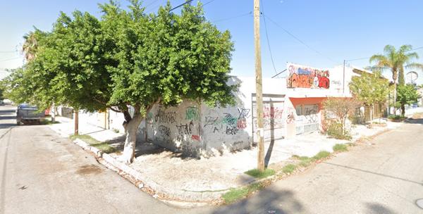 TERRENO EN VENTA CON CONSTRUCCION COL. MOCTEZUMA TERRENO EN VENTA CON CONSTRUCCION COL. MOCTEZUMA
