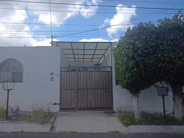 CASA DE UNA PLANTA CALLE ABIERTA CANDILES