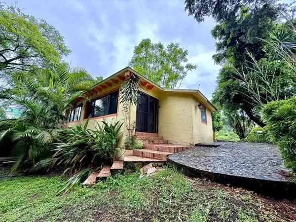 Venta de casa en Lomas de Atzingo Cuernavaca. Venta de casa en Lomas de Atzingo Cuernavaca.