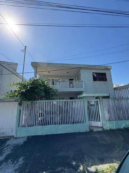 CASA PARA REMODELAR