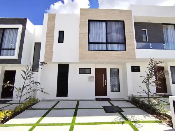 CASA EN VENTA EN ZIRE EL MARQUES ZAKIA