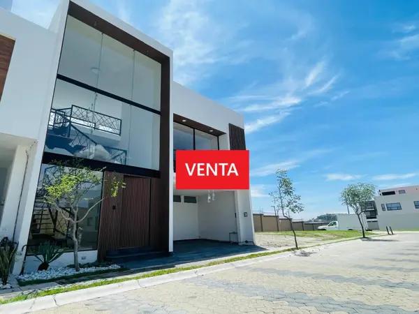 VENTA CASA EN PARQUE VERACRUZ DE 3 RECAMARAS Y 4 BAÑOS EN LOMAS DE ANGELÓPOLIS