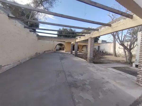 Lote en Matamoros con algo de construcción para desarrollar Quinta o Casa.