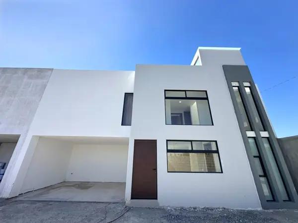Casa en venta en San Bernardino Tlaxcalancingo, San Andrés Cholula, Puebla