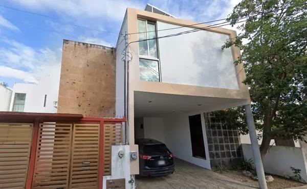 Casa En Venta En Leandro Valle, Mérida Yucatán Cesión Inmediata