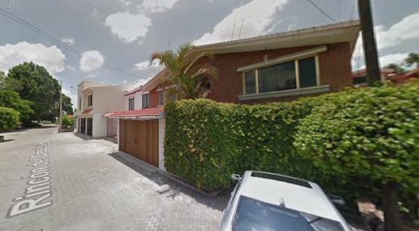 CASA EN VENTA EN LAS PLAZAS, IRAPUATO-GTO