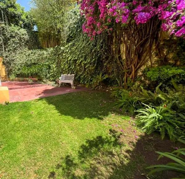 CASA EN VENTA. LOMAS DE TECAMACHALCO, NAUCALPAN.