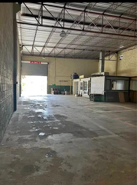 BODEGA EN VENTA!! CENTRICA!!