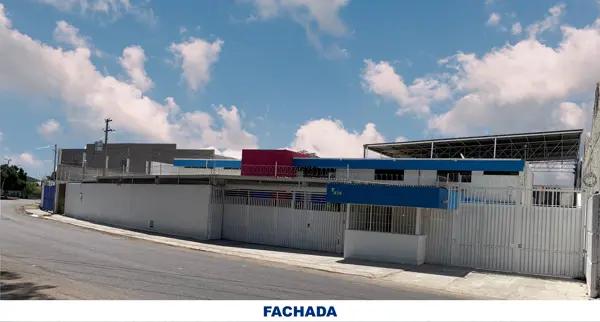 Nave Industrial en el lugar ideal para instalar su empresa, cuenta con todos los servicios.