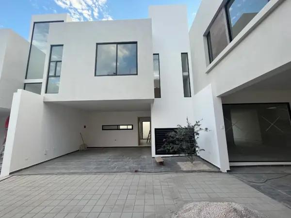 Se Vende Casa de Recuperación Bancaria en Blvd.La Trinidad,  cda. San Bernardino, Pue. Cholula.