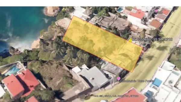 Frente a la Zona Federal Marítima! Terreno con Potencial de Lujo en Acapulco Frente a la Zona Federal Marítima! Terreno con Potencial de Lujo en Acapulco