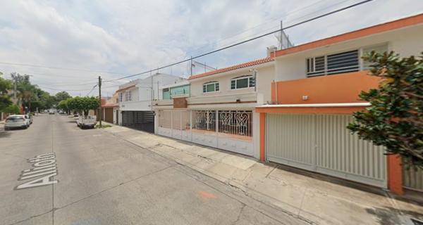 VENDO CASA EN ARBOLEDAS, ZAPOPAN-JAL VENDO CASA EN ARBOLEDAS, ZAPOPAN-JAL