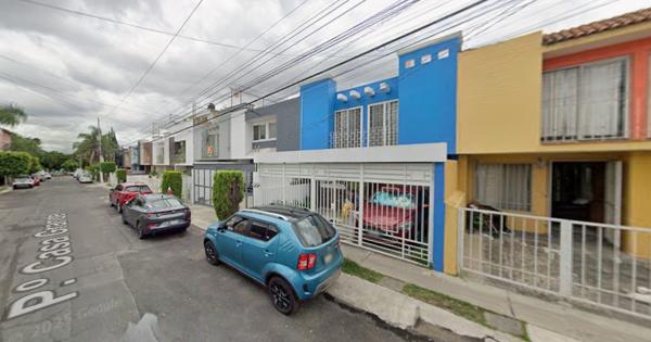 VENDO CASA EN LOMAS DE ZAPOPAN-JAL VENDO CASA EN LOMAS DE ZAPOPAN-JAL