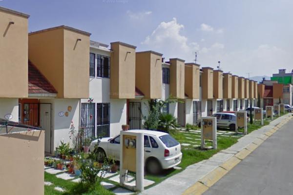 Casa en Venta en Colonia Paseos de Tultepec, Santiago Teyahualco Estado de México