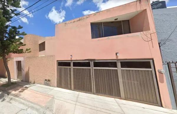 Se Vende Casa de Recuperación Bancaria en Loma Verde 412, Loma Verde, San Luis, S.L.P.