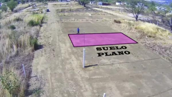 Atrás del Aereopuerto, adelante del fraccionamiento jardines del sur en santa cruz Xoxocotlán