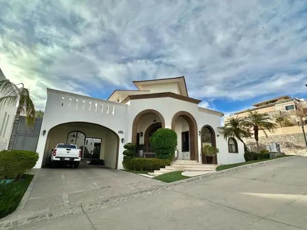 Casa en venta en La Jolla Villa de las Esmeraldas, Hermosillo, Sonora