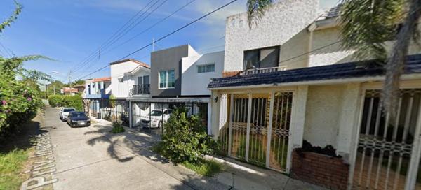 CASA EN VENTA EN VIGUSA, ZAPOPAN-JAL