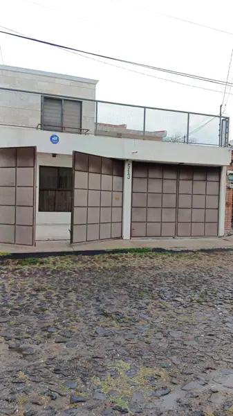 VENTA  DE CASA 4 RECAMARAS EN CARRETAS          VC218