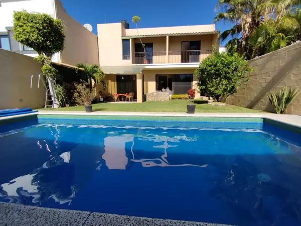 CASA EN VENTA
SAN JERONIMO DE AHUATEPEC
$7´500,000 *Cuernavaca CASA EN VENTA
SAN JERONIMO DE AHUATEPEC
$7´500,000 *Cuernavaca