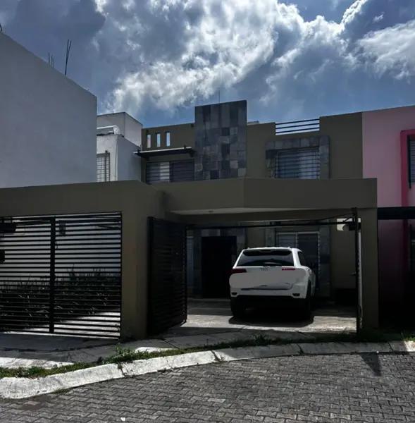 Casa en Venta – Real Universidad, Morelia