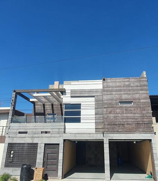 Casa en venta en Jardin Dorado, Tijuana, Baja California Casa en venta en Jardin Dorado, Tijuana, Baja California