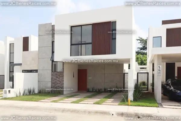 Casa de 180m² con Recámara en PB. Ideal para tu familia. ¡Agenda visita hoy! Casa de 180m² con Recámara en PB. Ideal para tu familia. ¡Agenda visita hoy!